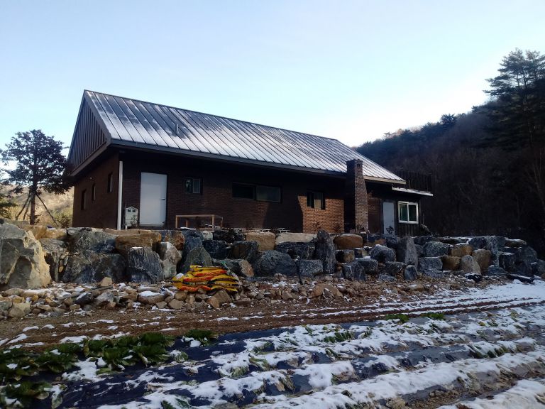 명개리목조주택