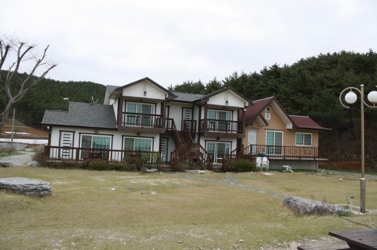 안면도 펜션 스틸하우스